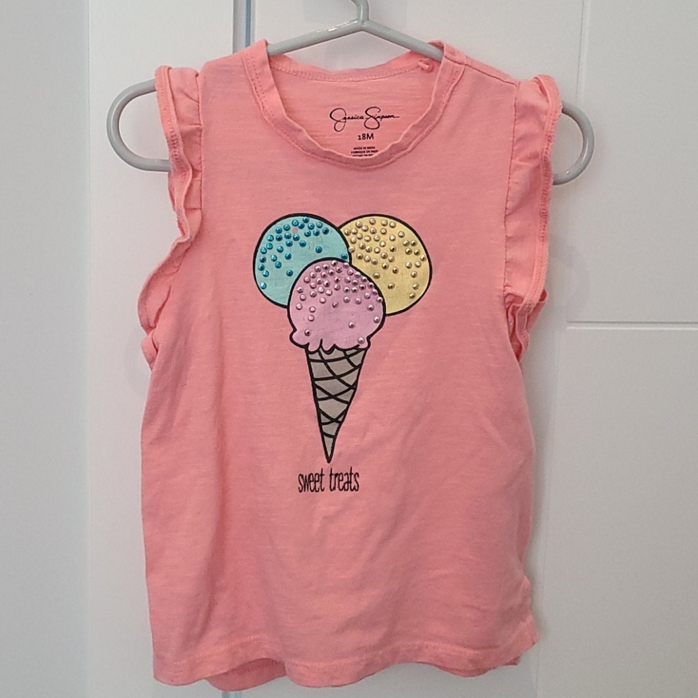 Jessica Simpson top